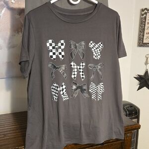 *4 For $20* Butter Soft Gray T-Shirt with Bow Graphic 0xl